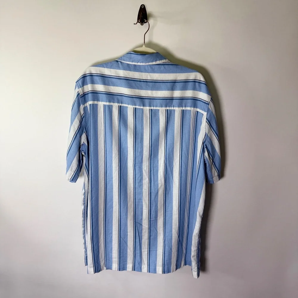 GAP short sleeve